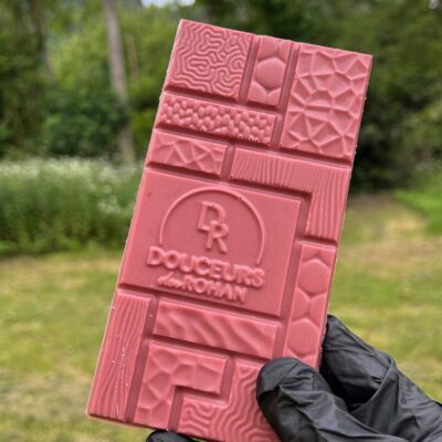 Tablette de chocolat ruby 47,3 %
